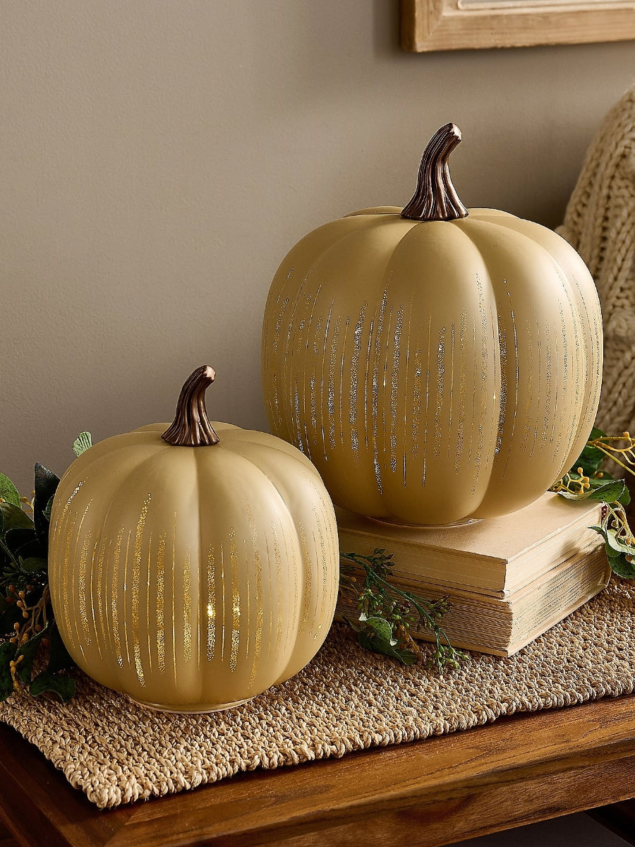 🎁 The Autumn Gift They Didn’t Know They Needed – Light-Up Pumpkin Décor