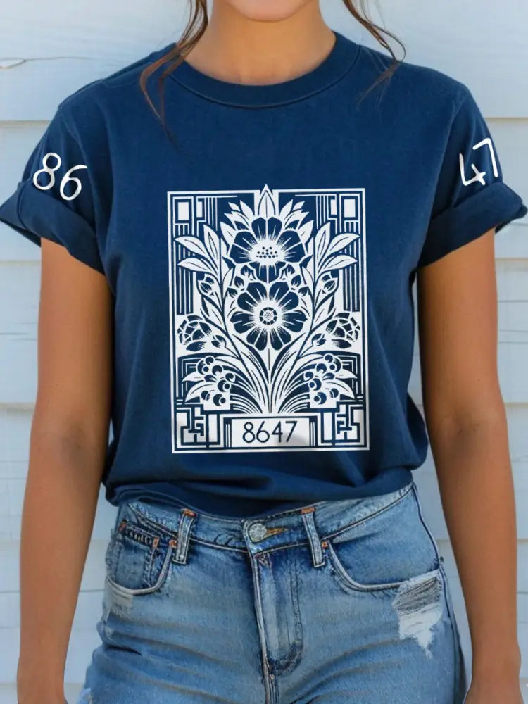 Women’s 8647 Floral T-Shirt Blue / S