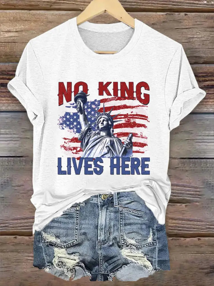 Women’s ’No Kings in America’ Print T-Shirt White / S