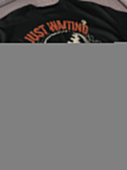 Women's Vintage Just Waiting For Halloween Casual Tee