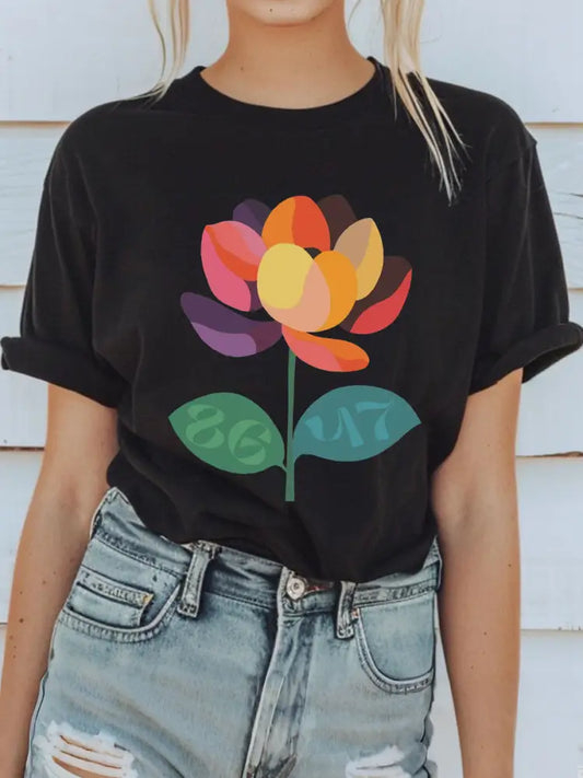 Women’s 8647 Floral T-Shirt Black / S
