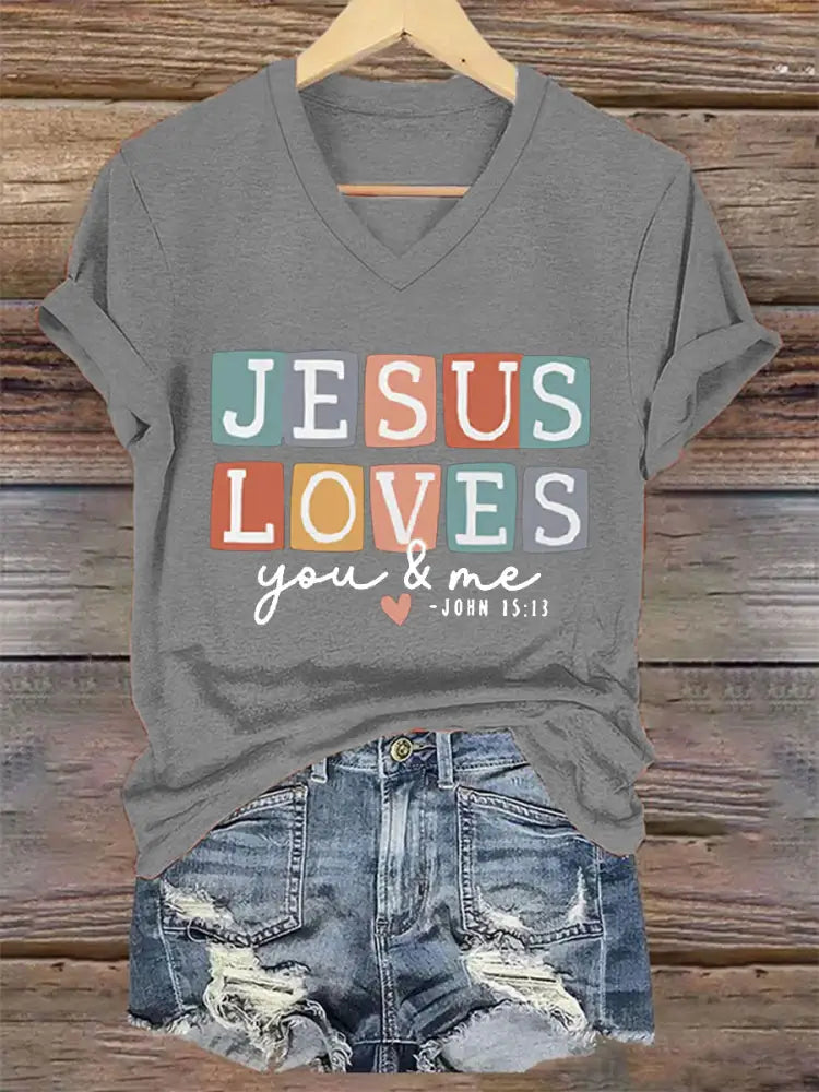 Women’s Mom Love Like Jesus Mother’s Day Faith Printed V-neck Short Sleeve T-Shirt Light Gray / S