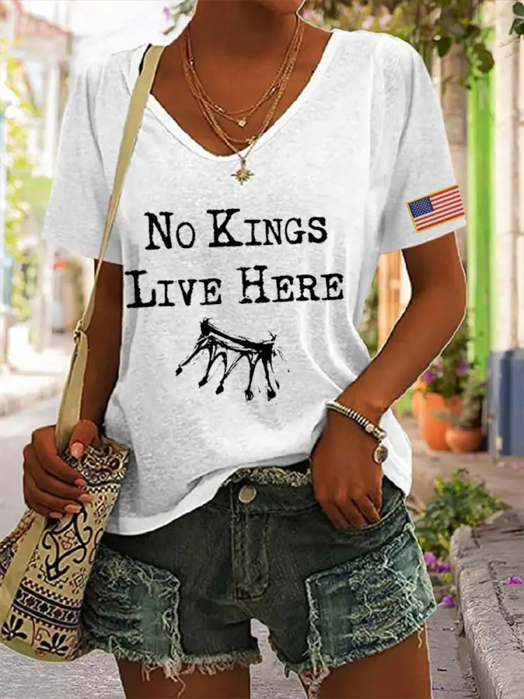 Women’s ’No Kings Live Here’ Print T-Shirt White / S